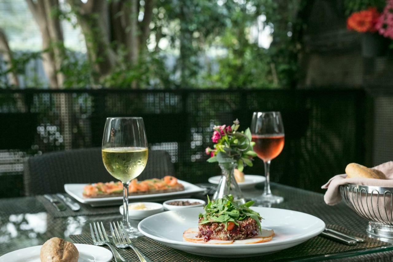 Sofitel Beirut Le Gabriel Hotel Exterior foto
